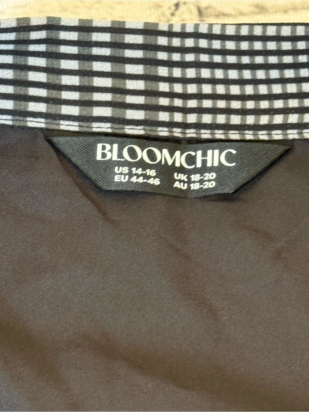 Checkered top - Picture 3 of 3